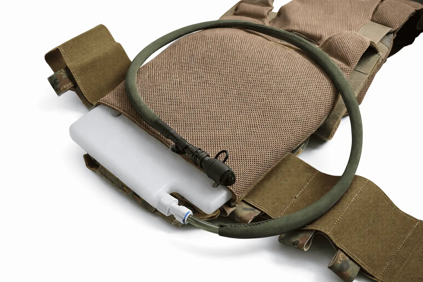 Тактически воден резервоар за жилетка (Plate Carrier) – 1.5L