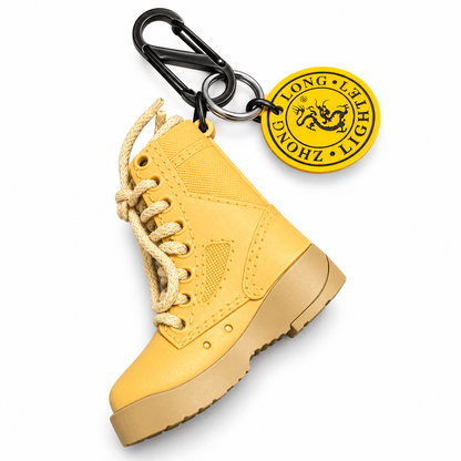 Feuerzeug-Schlüsselanhänger – Stiefel
