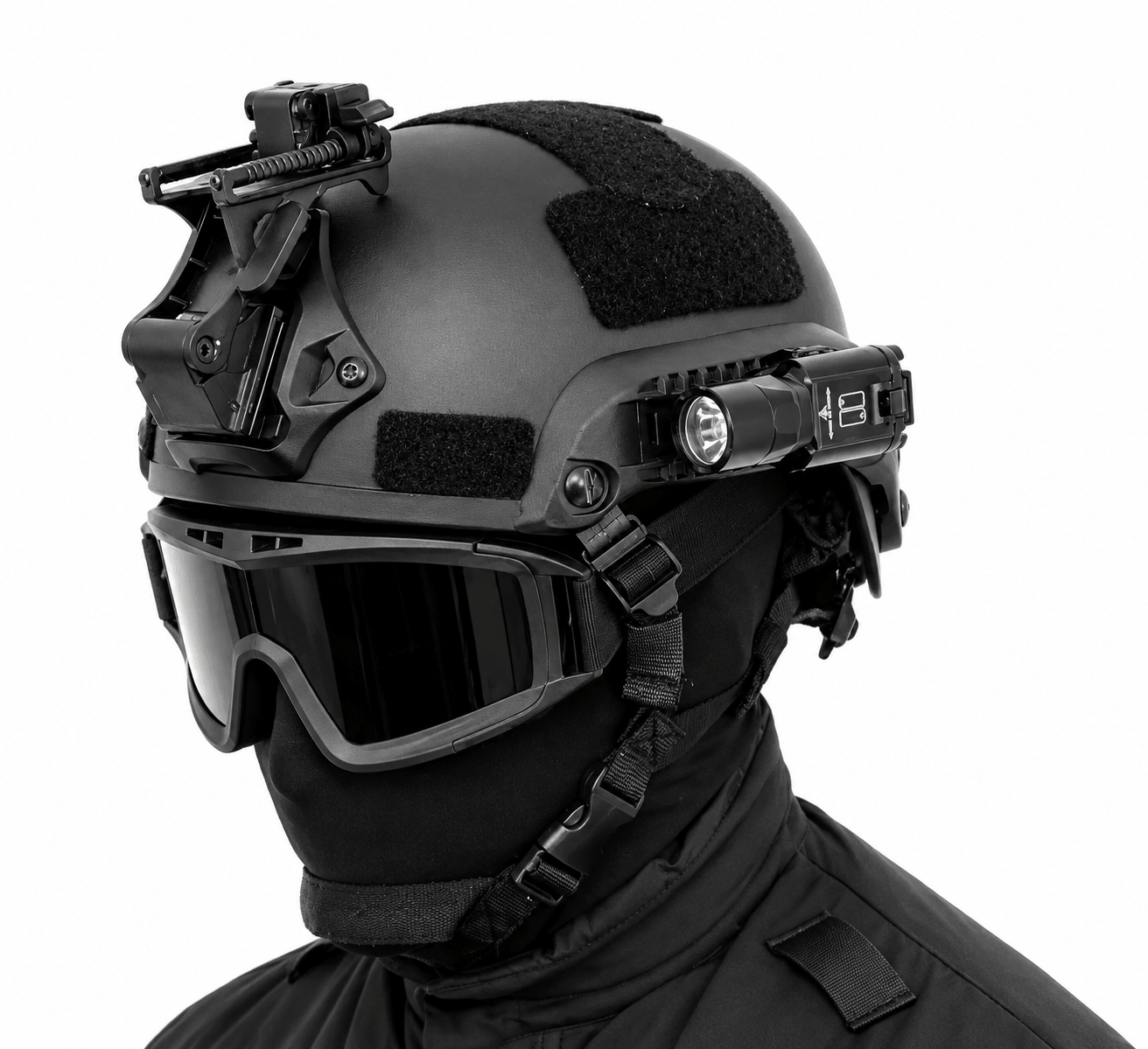 Kaciga za airsoft MICH High-Cut s NVG nosačem i šinama